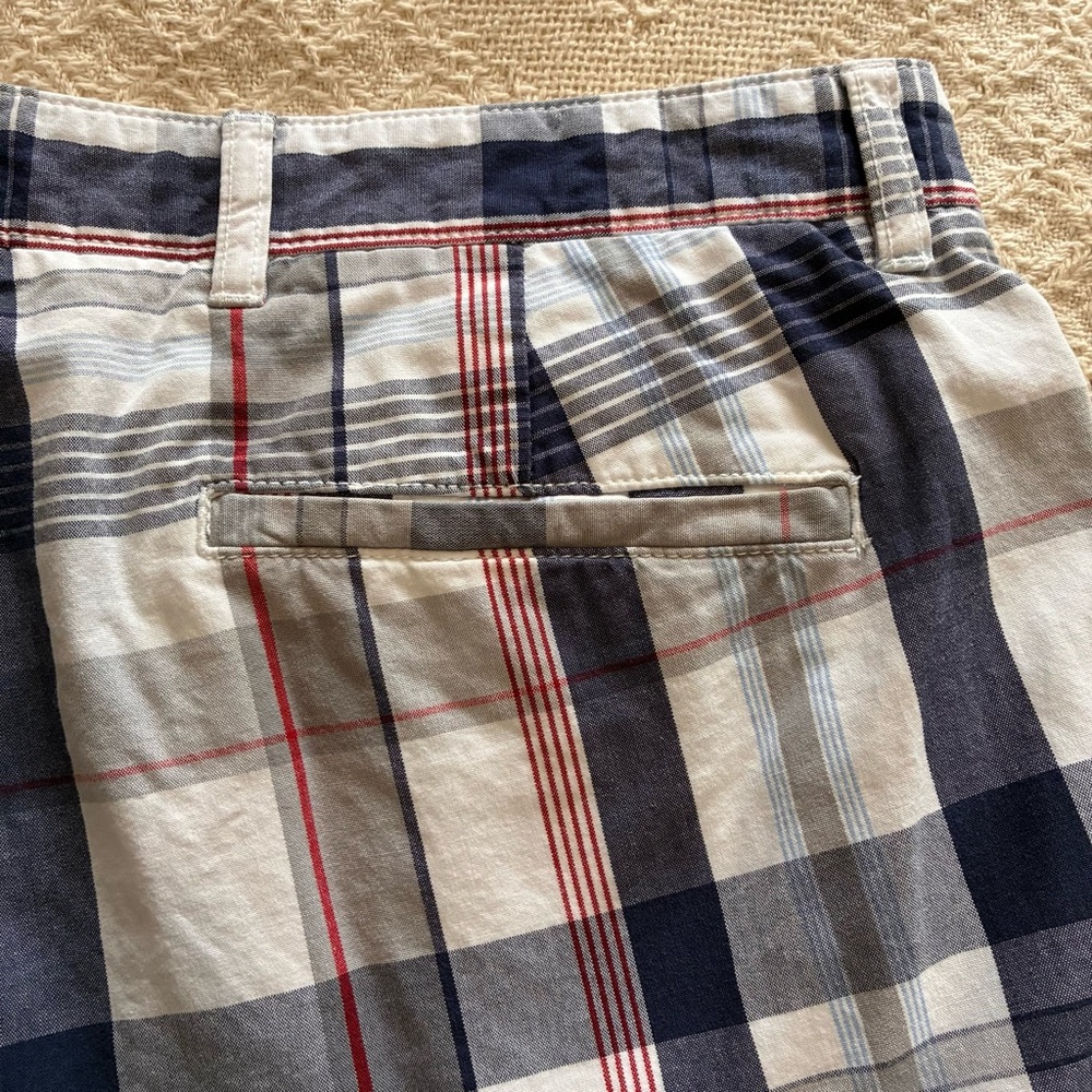 Roundtree & Yorke Shorts Men's 35w Blue and White Plaid 100% Cotton Straight Fit - Picture 9 of 13